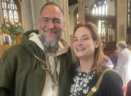 Mayor of Glastonbury, Lokhabee Lolhabandu